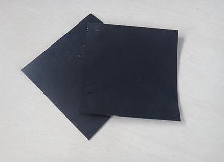 蜜桃永久免费膜应用在藕池防渗和鱼塘防渗时应该怎么选择