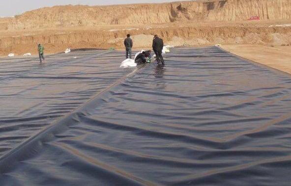 蜜桃永久免费膜铺设及修补方法