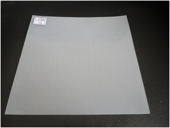 污水处理池铺设蜜桃永久免费膜后蓄水响应