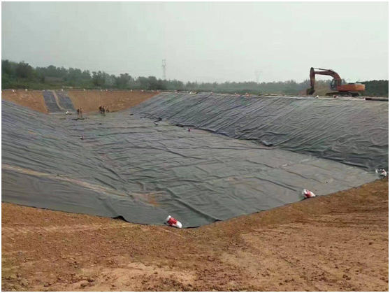 蜜桃永久免费膜垂直施工确保达到设计效果