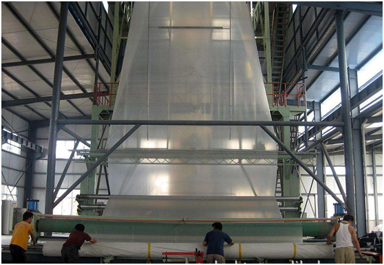 蜜桃永久免费膜生产工艺之一剖开展平