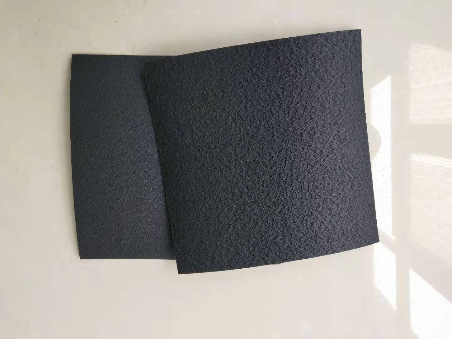 HDPE单糙面蜜桃永久免费膜的性能参数实验结论