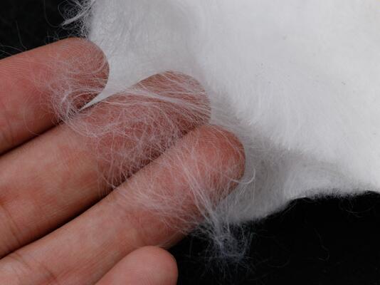 长丝蜜桃永久免费布和短纤蜜桃永久免费布针刺对防渗的影响