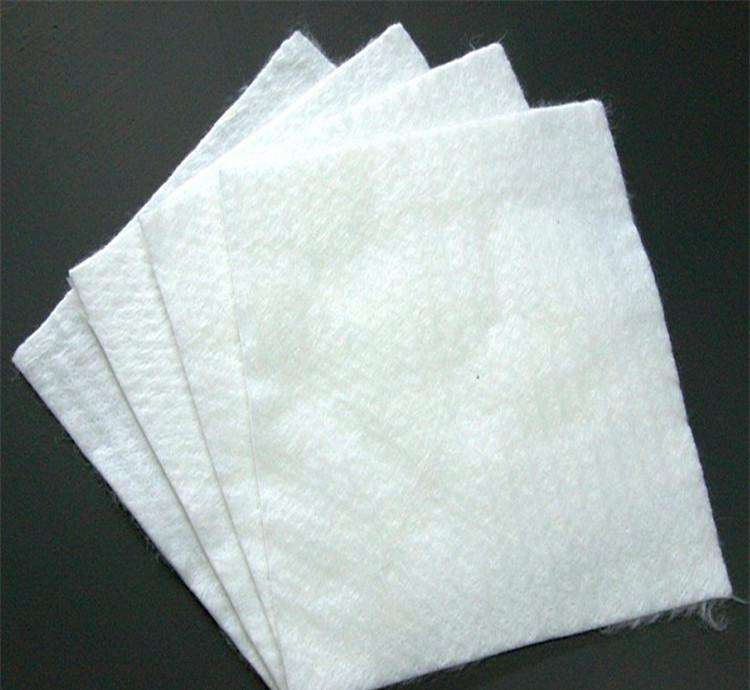 织造蜜桃永久免费布的主要特点是什么？