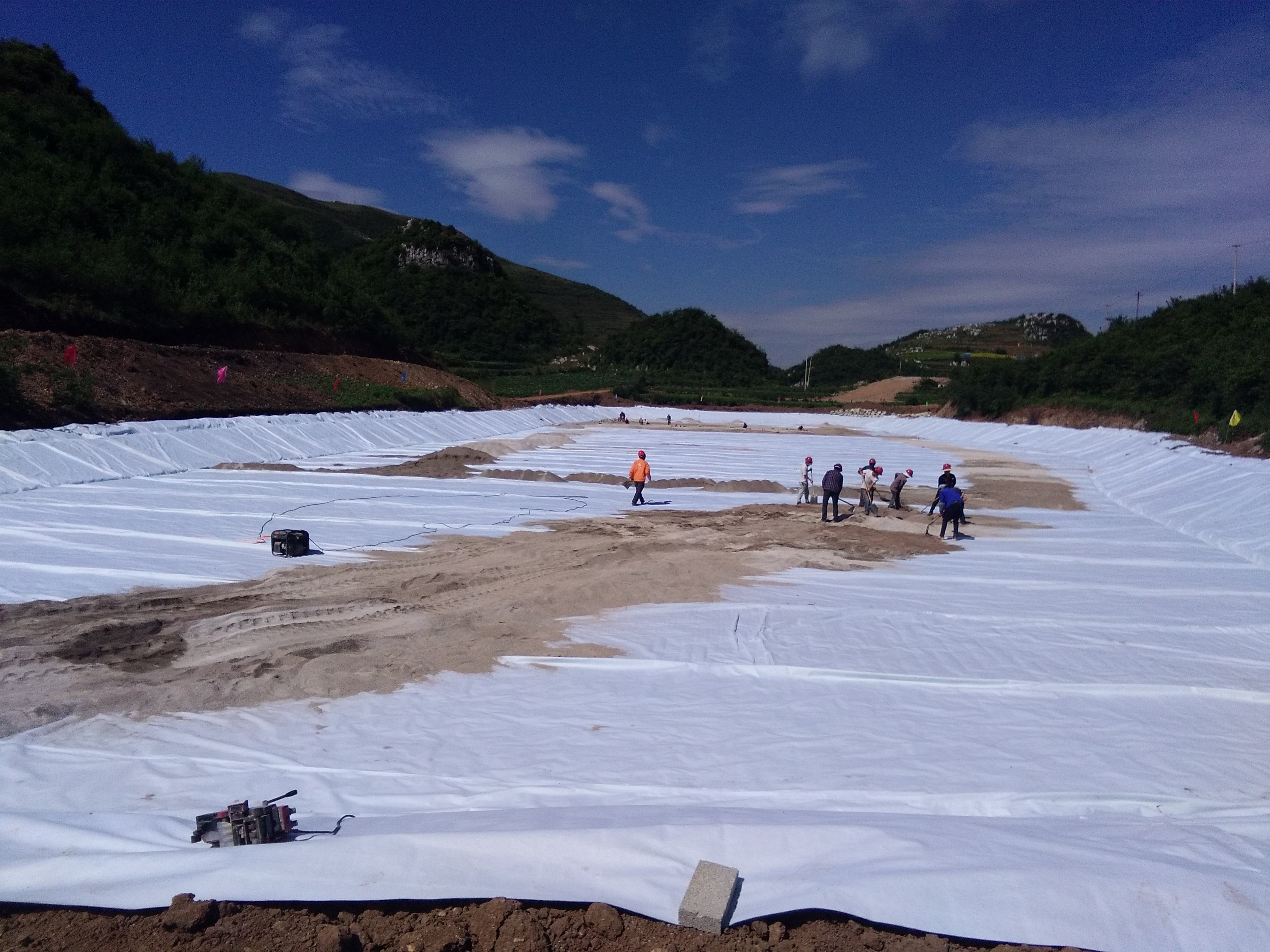 高分子蜜桃永久免费膜在水库大坝防渗工程中的应用