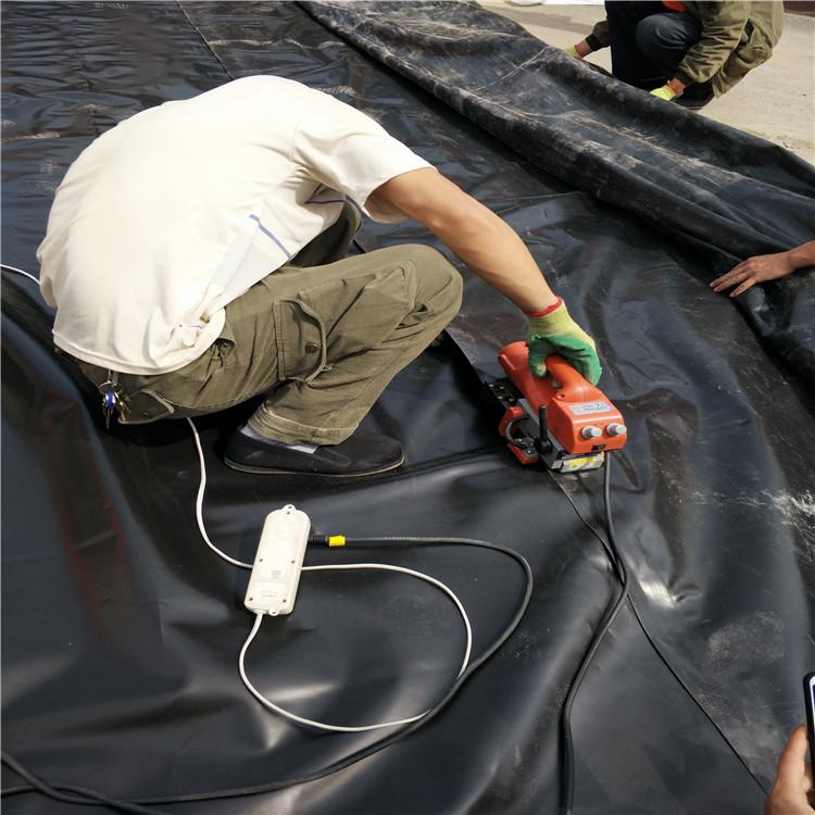 胶接法施工蜜桃永久免费膜的水力性能变化及胶接法拼接要求